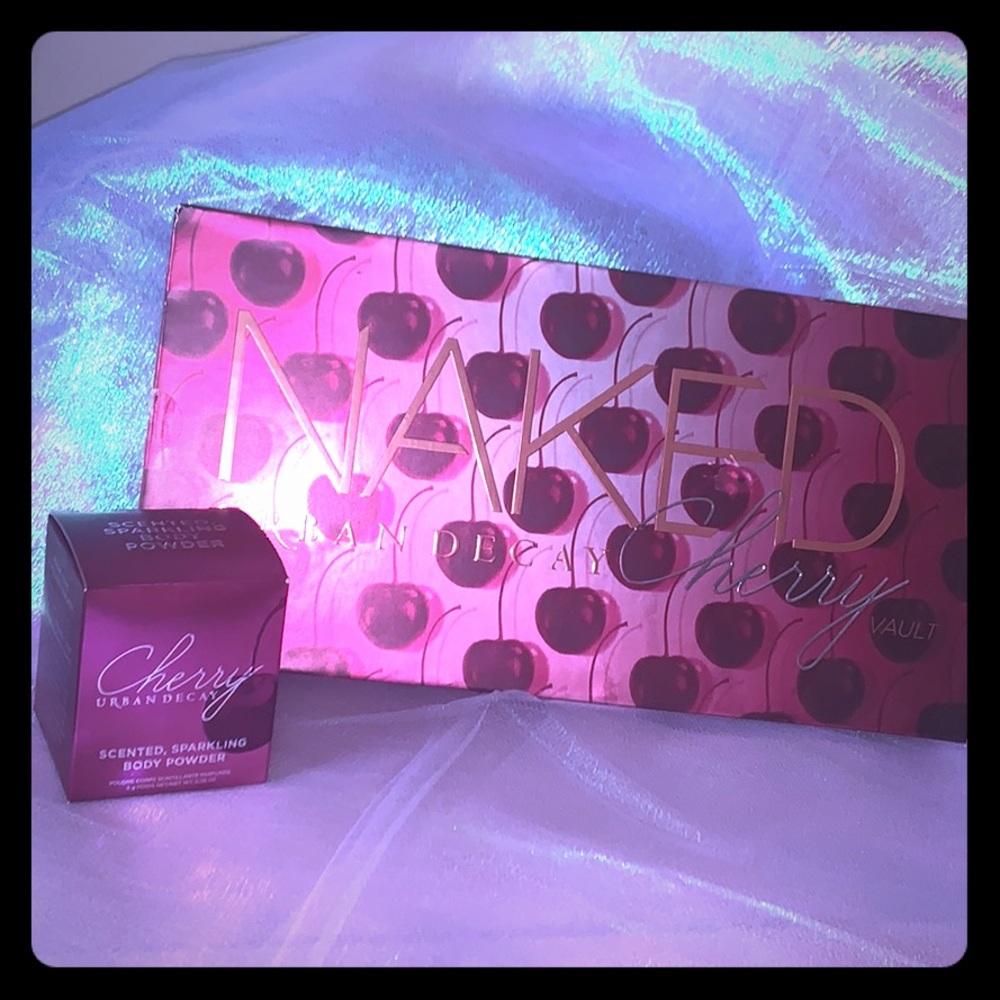 Urban Decay Naked Cherry Vault & Cherry powder